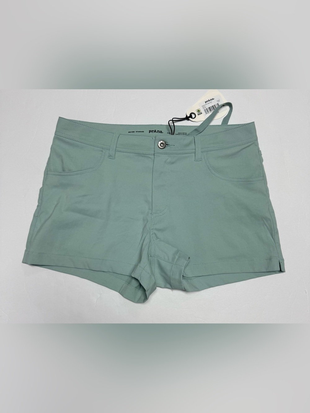 NWT Prana Zion Halle Women's Seafoam Green Stretch Shorts size 8, 3”inseam